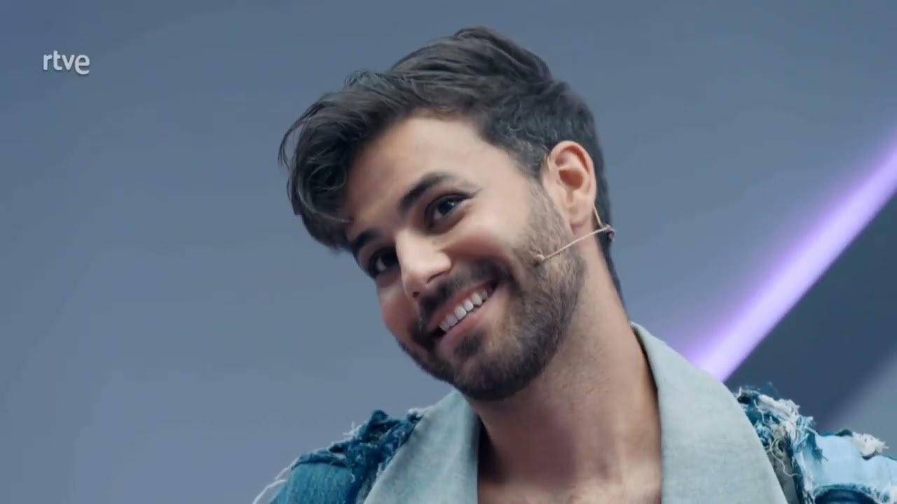 Agoney en el primer programa de Dúos Increíbles