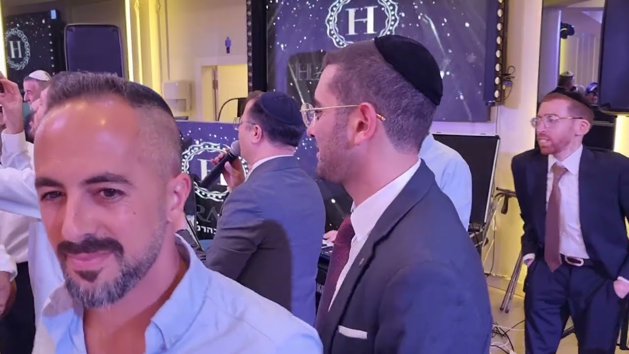 יהודה ועקנין - מחרוזת פצצה - אם בא לנו קצת לשמוח - חתן כלה - כורדית -בבוא היום - אנא אלי -