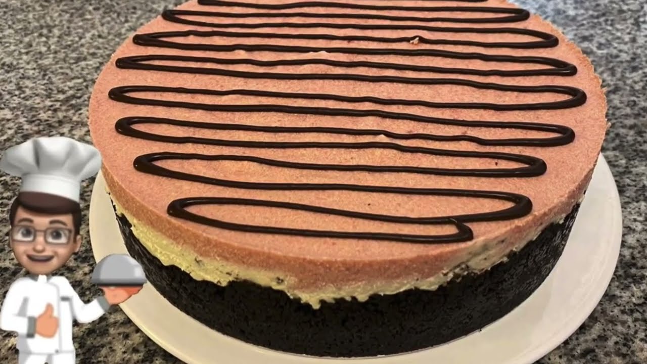 Cheesecake sin azúcar y sin horno con frambuesa y galletas tipo Oreo