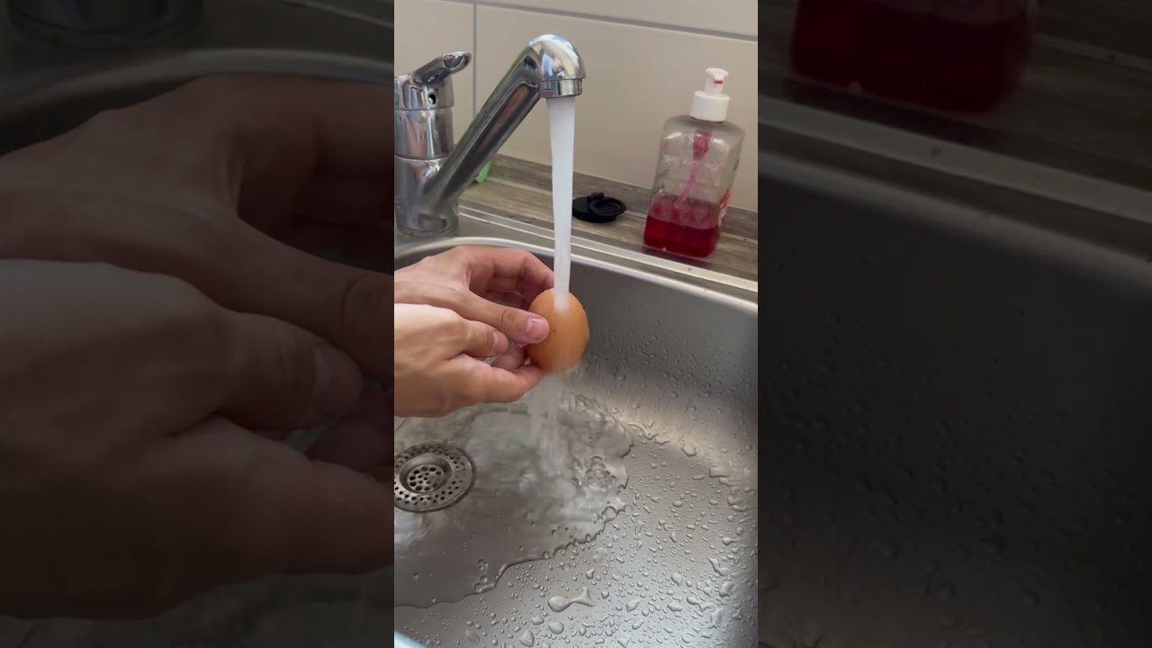 Ei schwebt im Wasserstrahl 🤯😍
