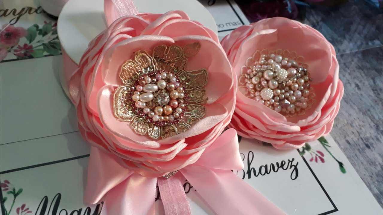 FLOR  DE TELA  CON MOÑITO Y APLIQUES RAZO DE NOVIA, MAYRA LEON