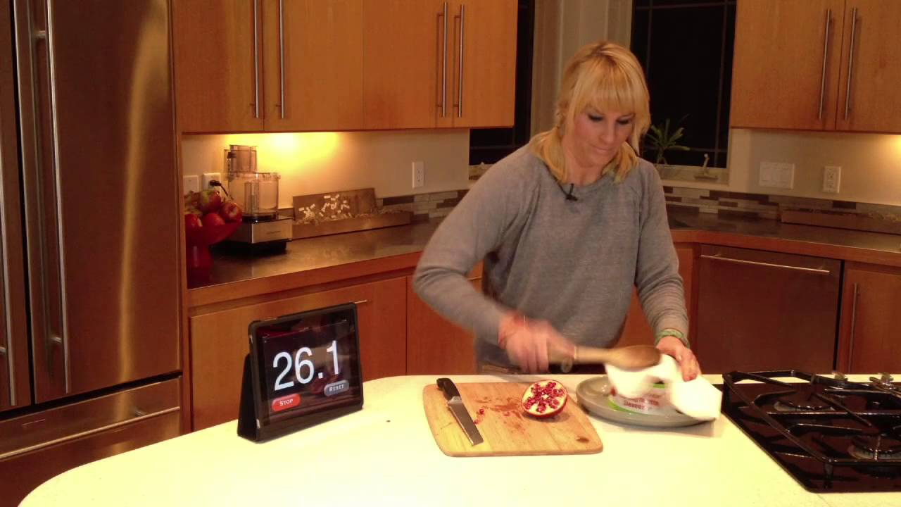 The 60-Second Pomegranate Deseeder In Action