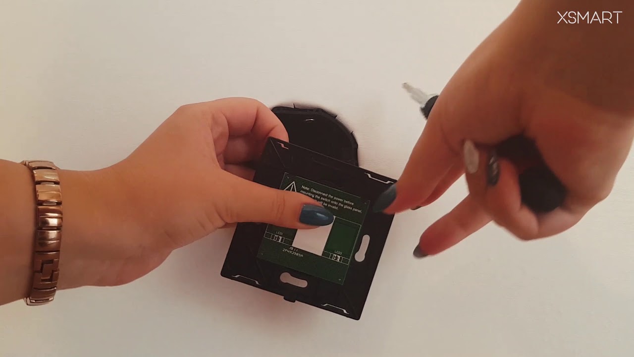 Cum se monteaza un intrerupator touch - Xsmart.ro