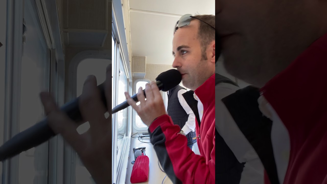 Dueling Auctioneers