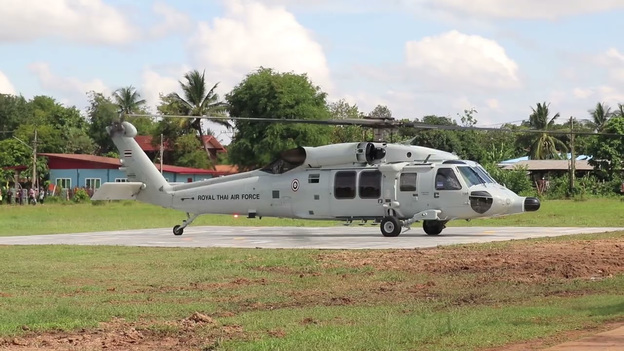 กองทัพอากาศไทย Sikorsky S70i and EC-725 engine start up
