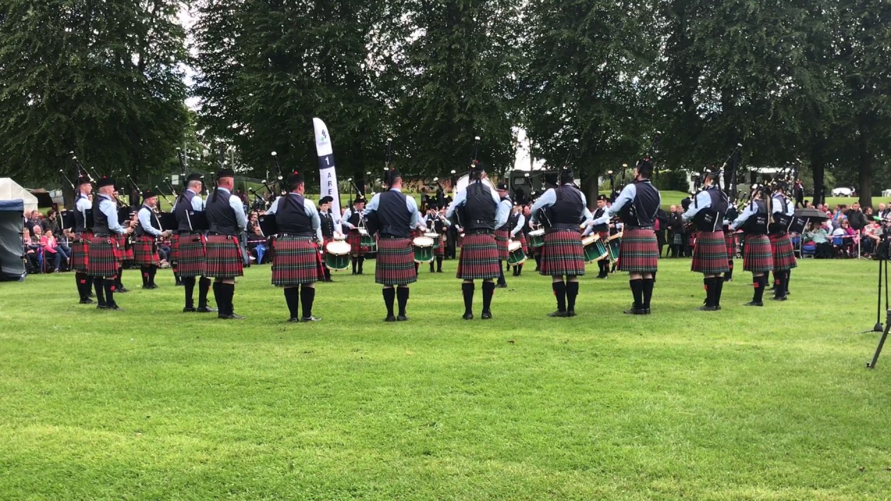Field Marshal Montgomery Pipe Band 'Hard Drive Medley' @ All Ireland's Lurgan 2017
