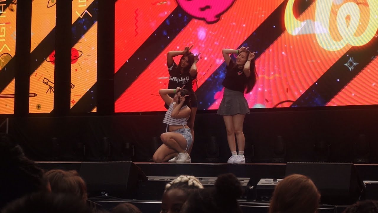 9034K - RAINBOW WHOO_CLC HIGH HEELS_TWICE SIGNAL [London Korean Festival/KPOP World Festival 2017]