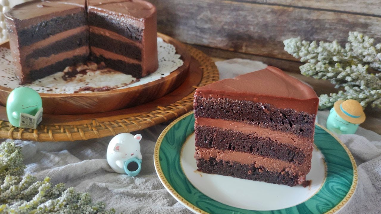 Bake With Me!! MOIST CHOCOLATE CAKE! With Easy Chocolate Ganache Frosting!!!