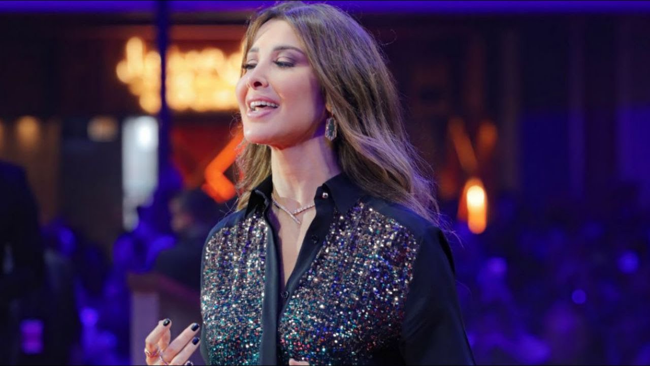 Nancy Ajram's live concert in Mall of Qatar 2022_نانسي عجرم تتالق ف سهرة مميزة في قطر مول