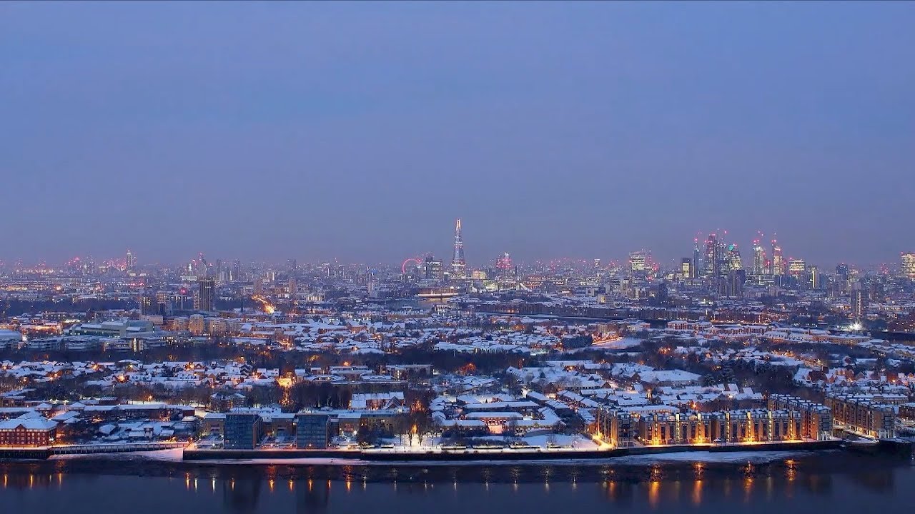 A 24-hour&nbsp;time-lapse of London being coated in snow