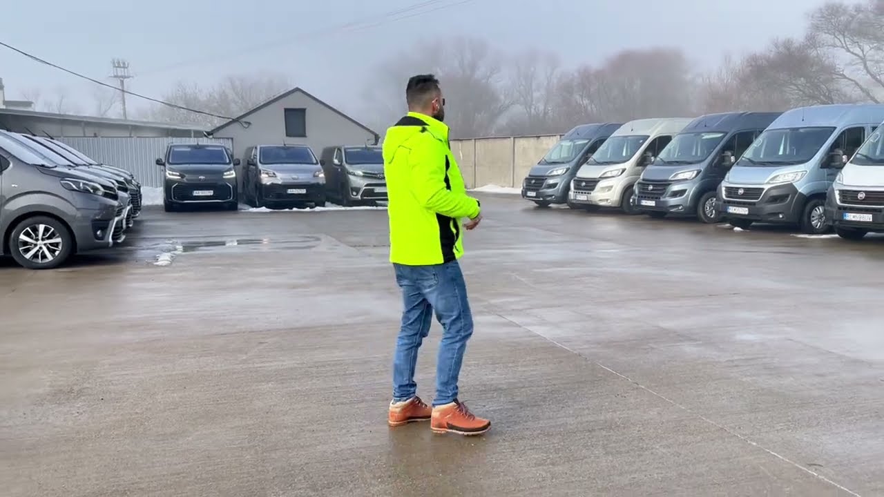 Predstavujeme kompletnú flotilu mikrobusov Autá Košice pre sezónu 2026 🚐