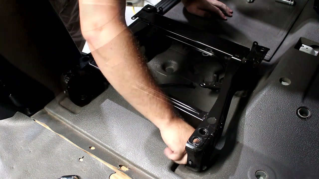 Toyota H300 Hiace Seat Swivel - Installation Video