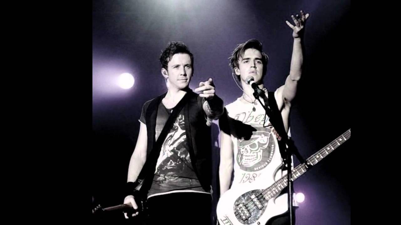 Flones - Danny & Tom.