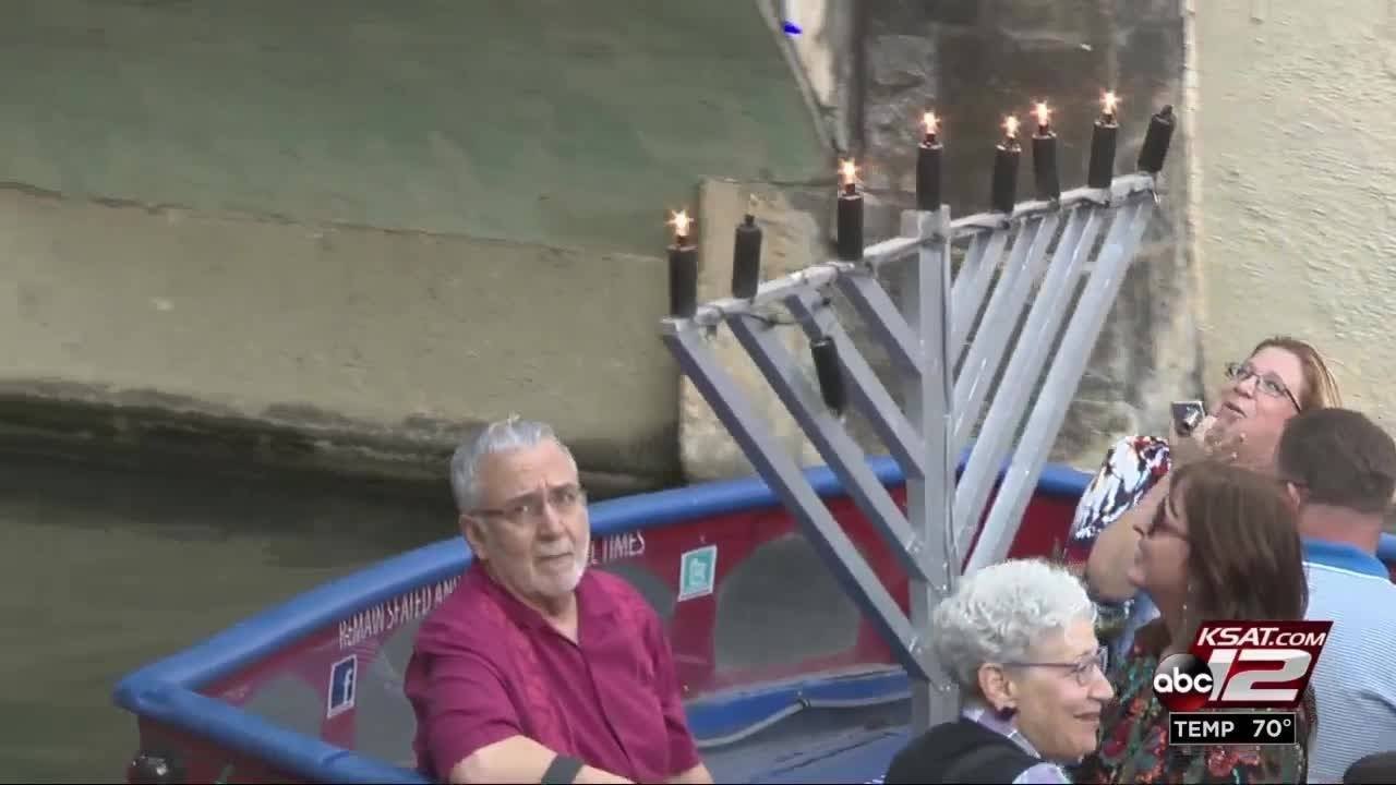 VIDEO: Hundreds celebrate annual Hanukkah event with a South Texas twist