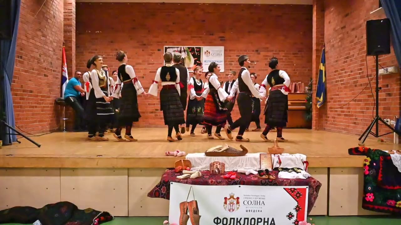 Omladinsko  rekreativna grupa - Igrale se delije