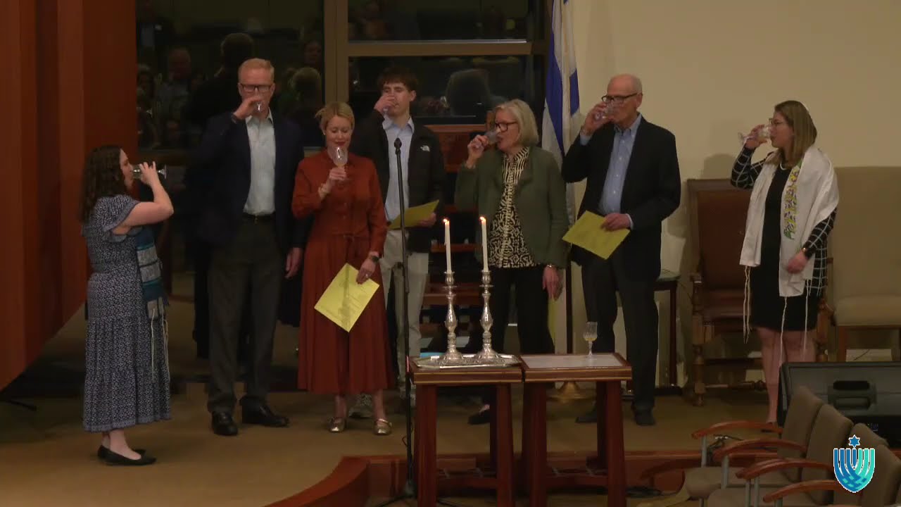 Shabbat Candle Lighting with the Zimmern Family