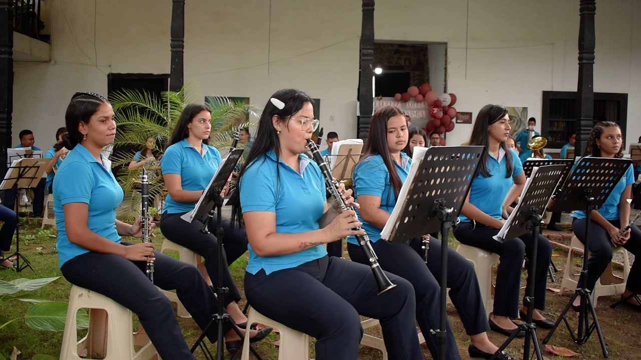 La Millonaria - Cumbia