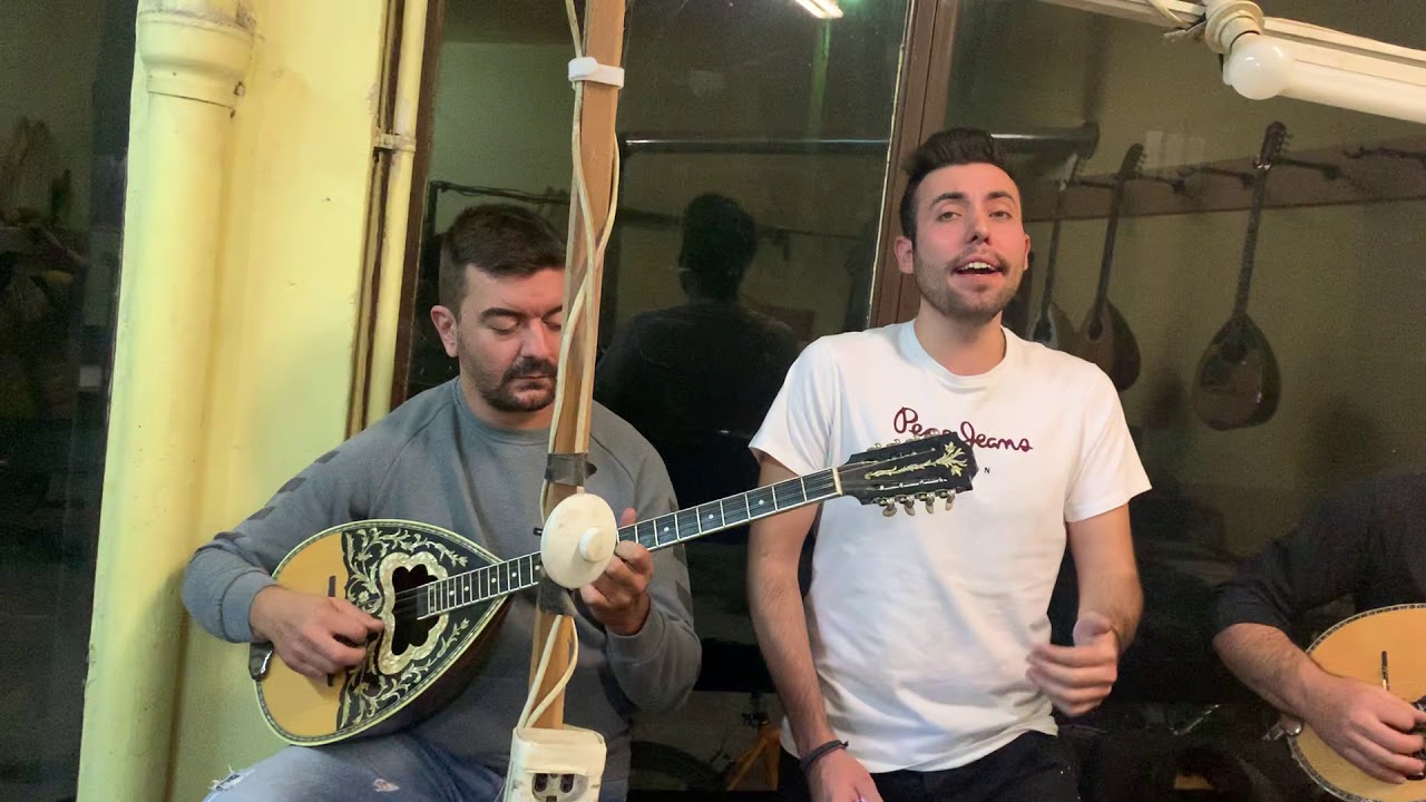 Αυτοί που μένουν - Γιάννης Πουλόπουλος