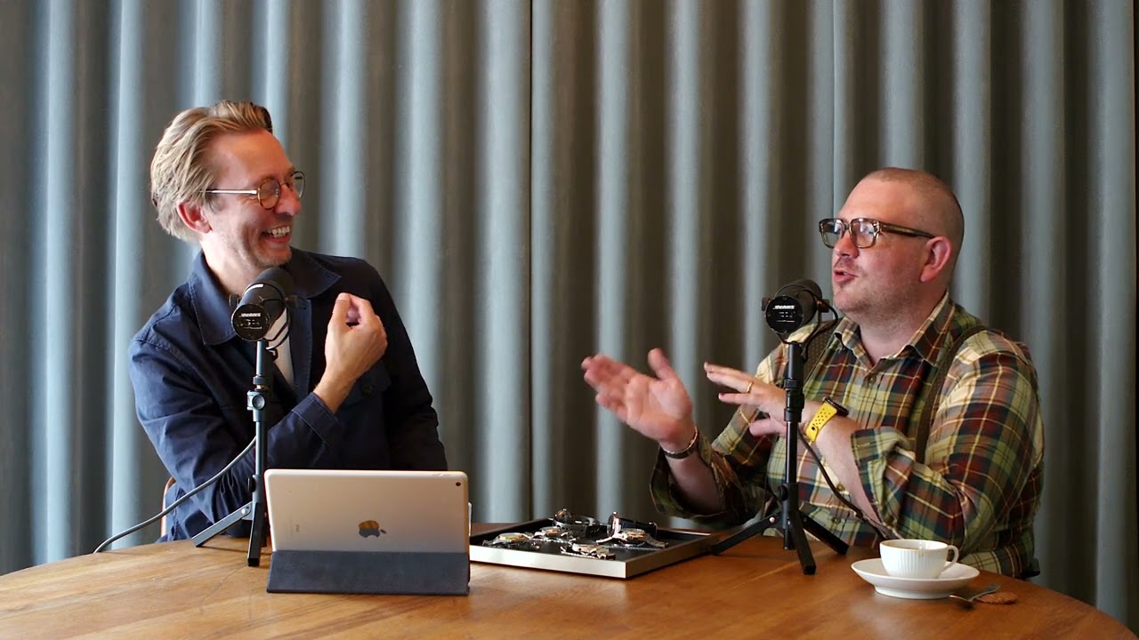 Brian Lykke og Frederik Cilius diskuterer Tissot-ure