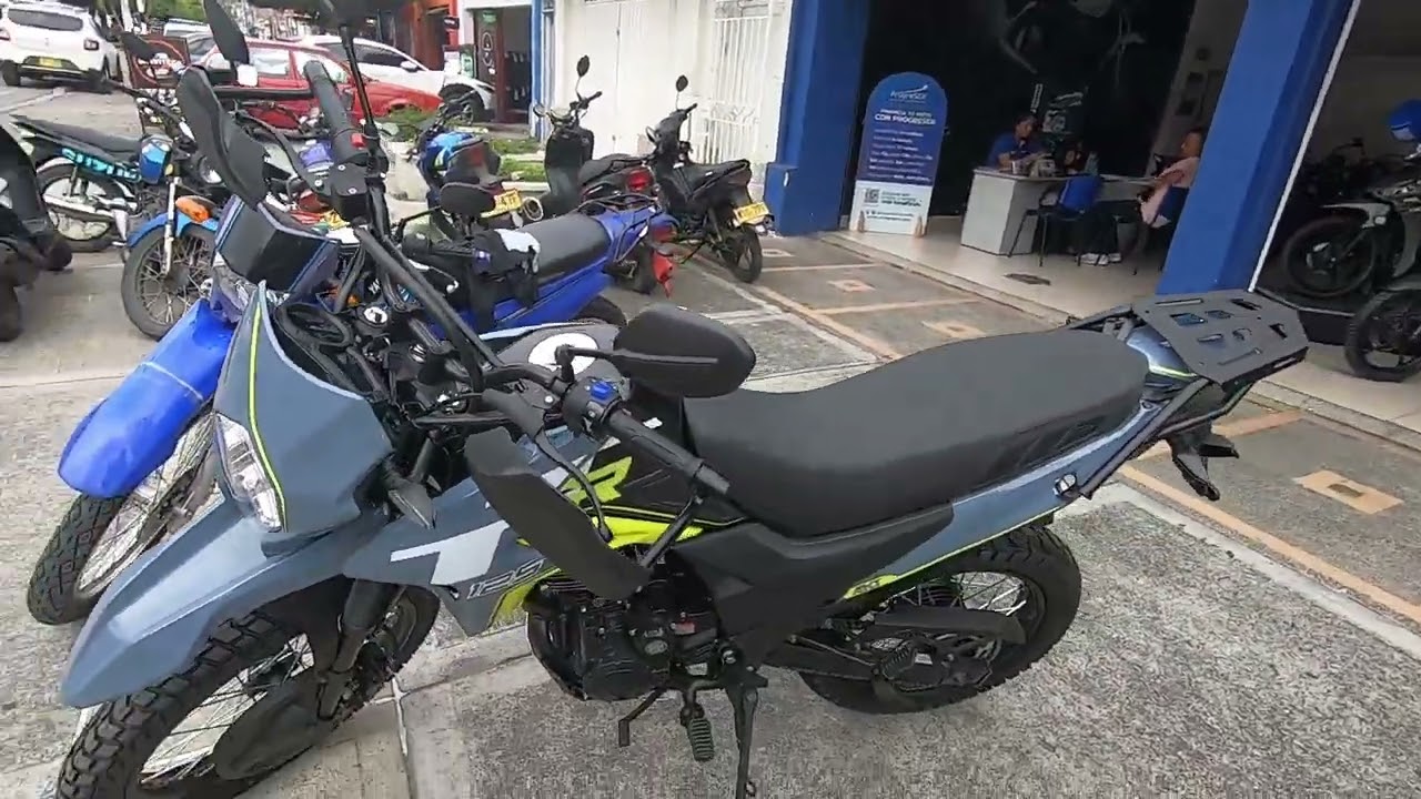 YAMAHA XTZ 125 vs AKT TTR 125 cual comprarías y por que?