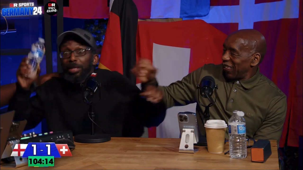 Ty getting COOKED by superchats for 12 minutes straight on yesterday’s stream 🍿