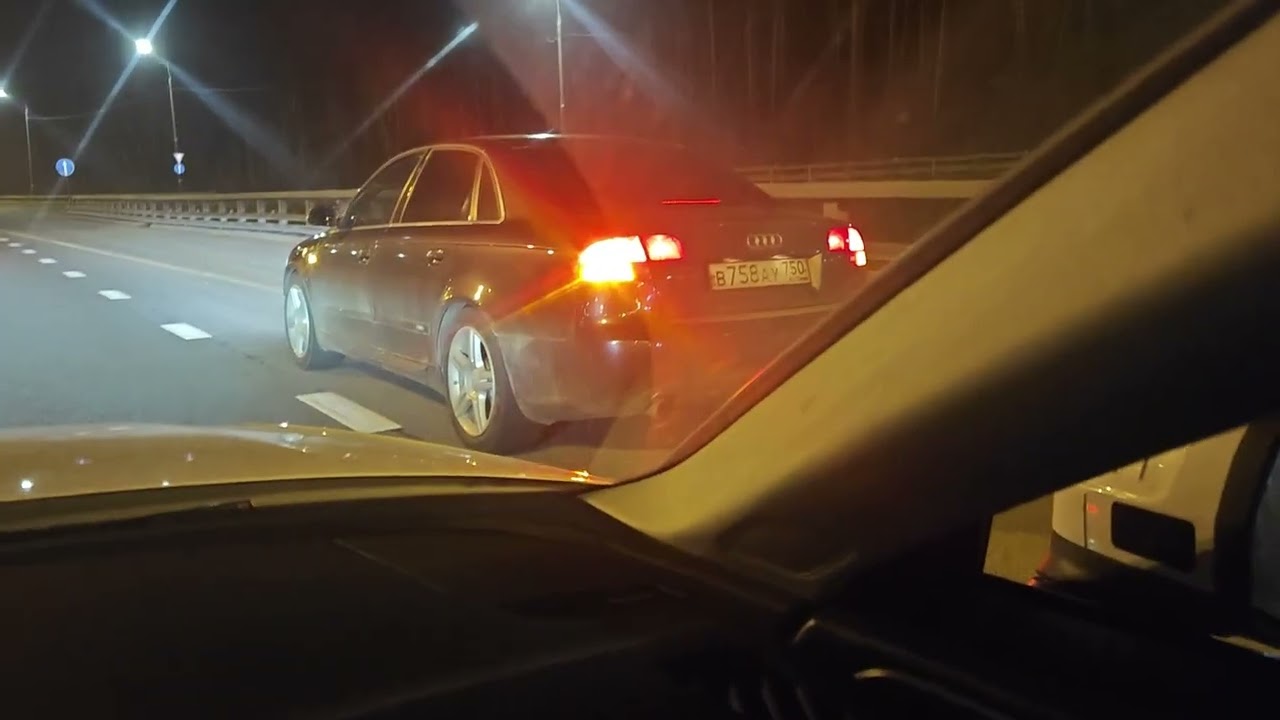Audi a4 b9 st2 ~345hp (cam) vs Audi a4 b7 st3 ~350hp