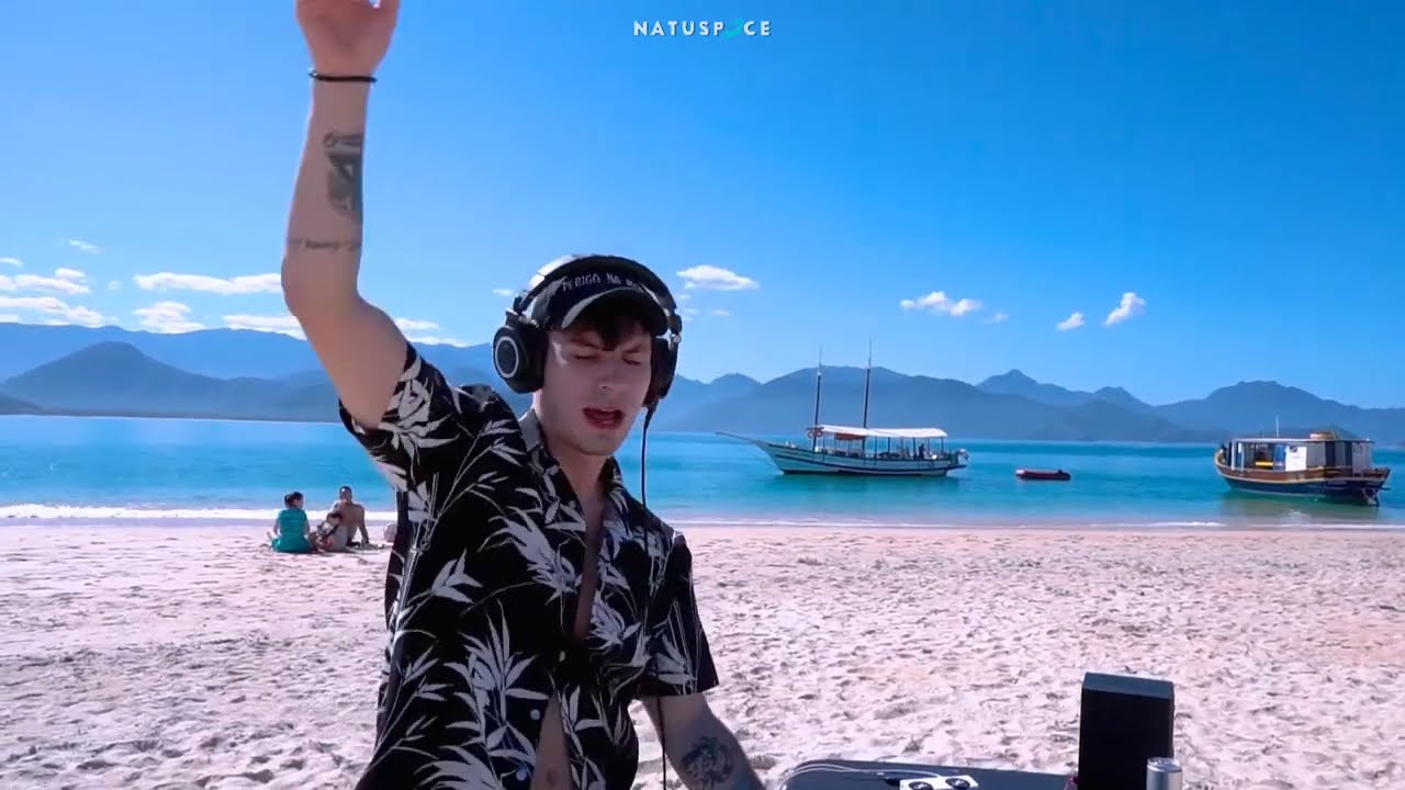 DANG3R - Garden, Naturaíz & Atlantic na Ilha do Prumirim por NATUSPACE