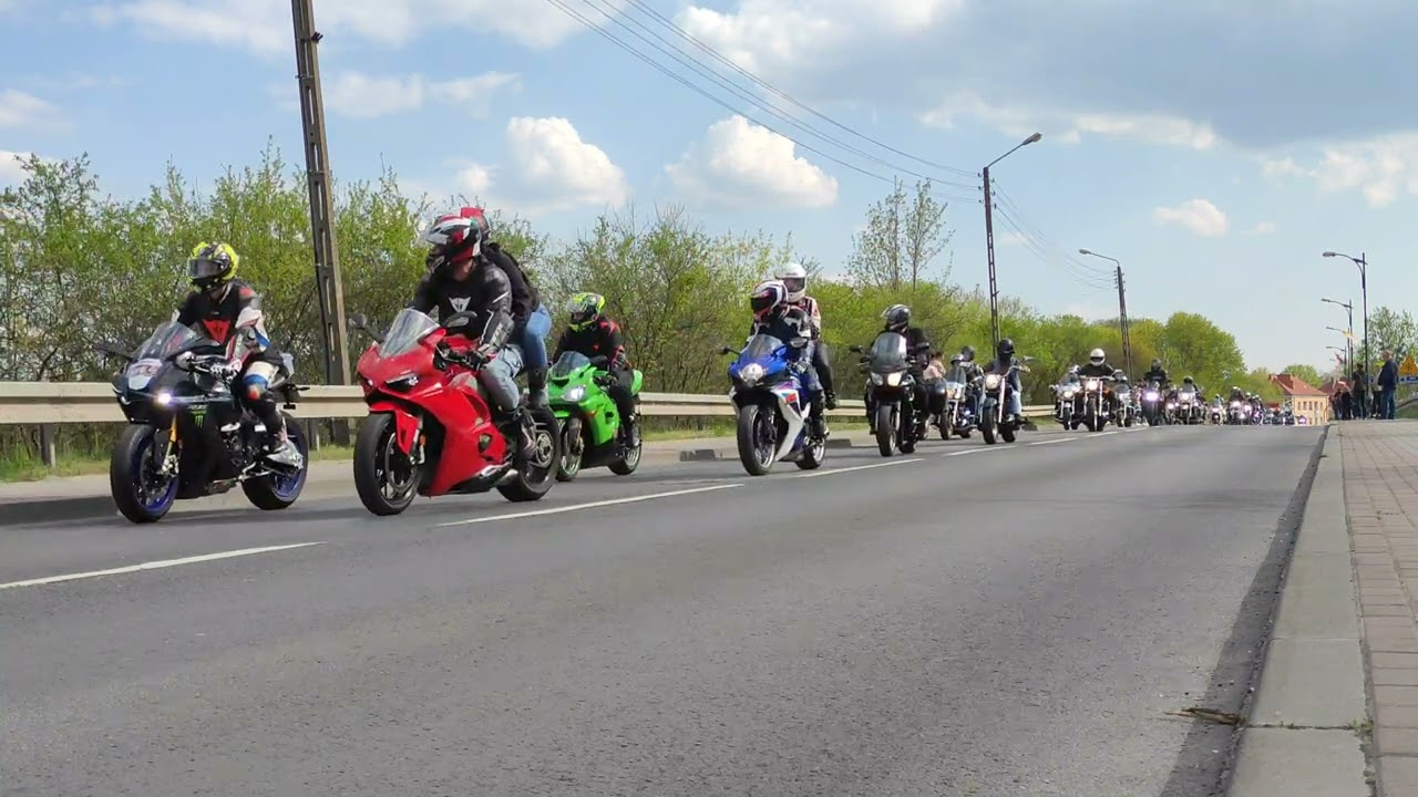 Moto Majówka 2022 - Wronki (parada)