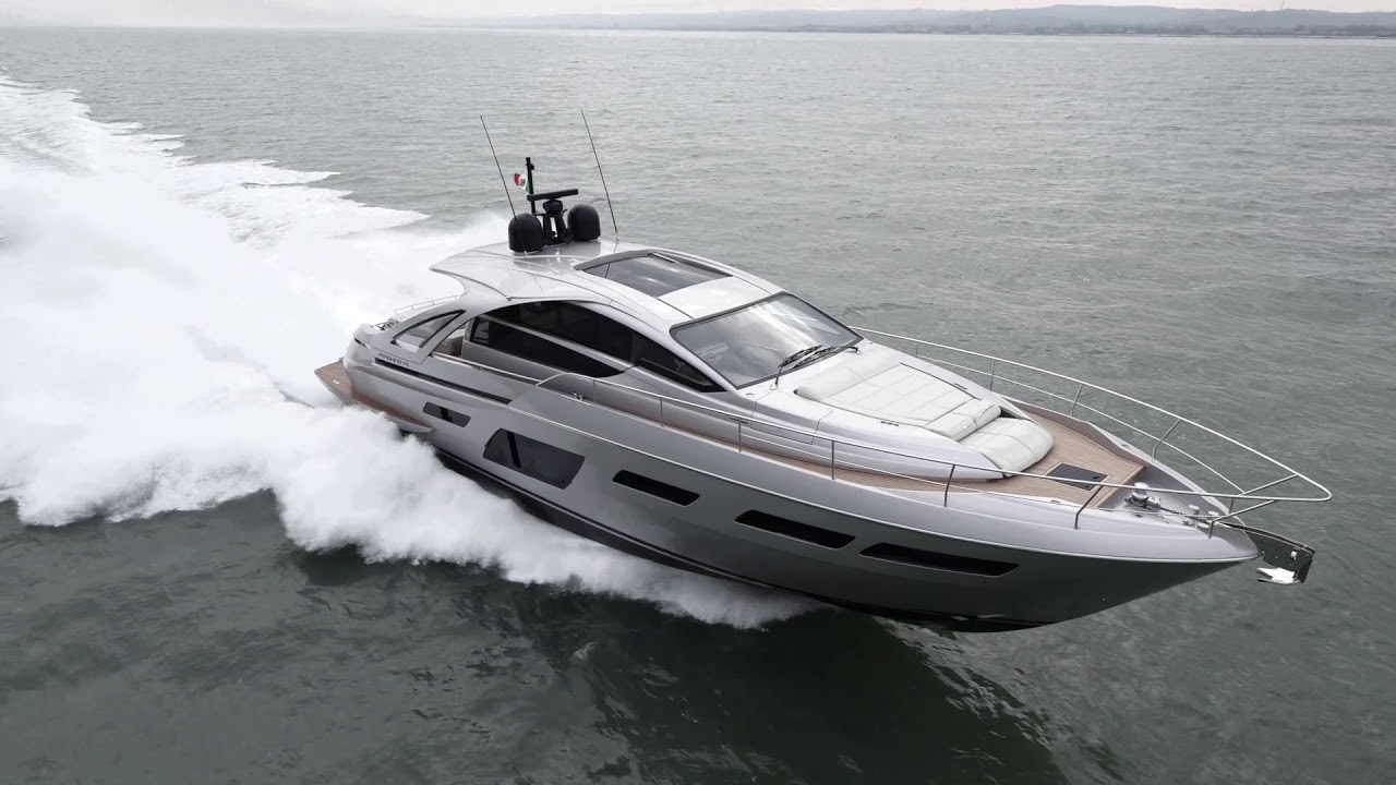 Pershing 7X