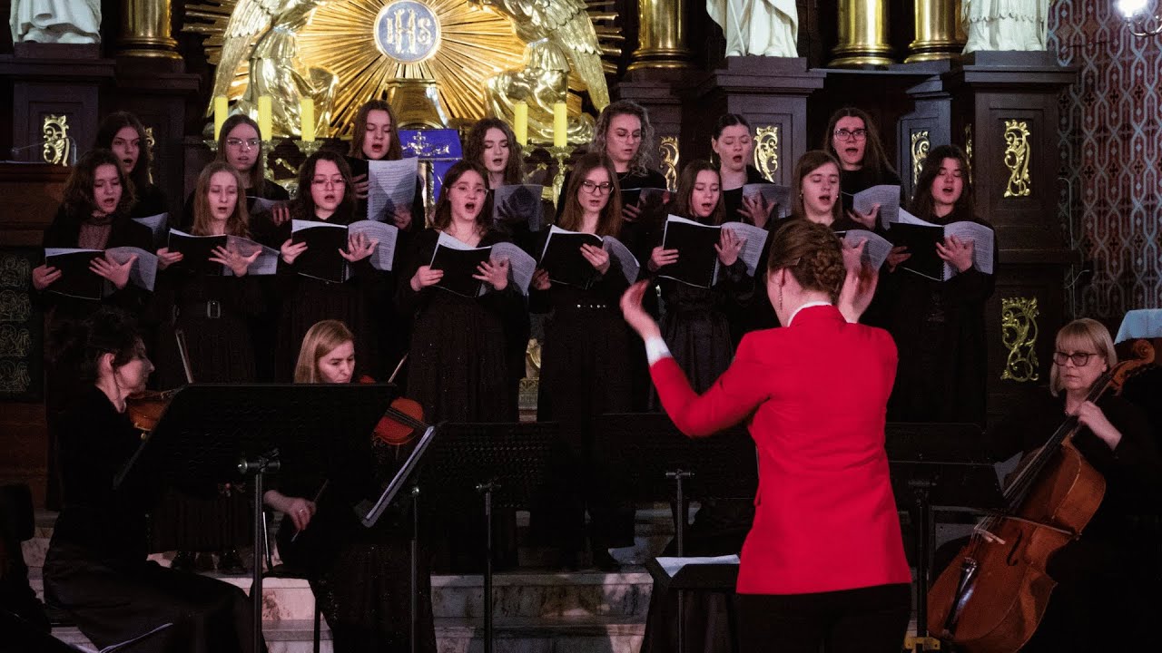 Stabat Mater: 1. Stabat Mater Dolorosa / G. B. Pergolesi / dyr. Martyna Lasota