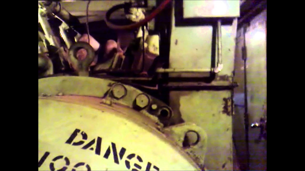 ALCO 251B Running. Engine Room Walk Around