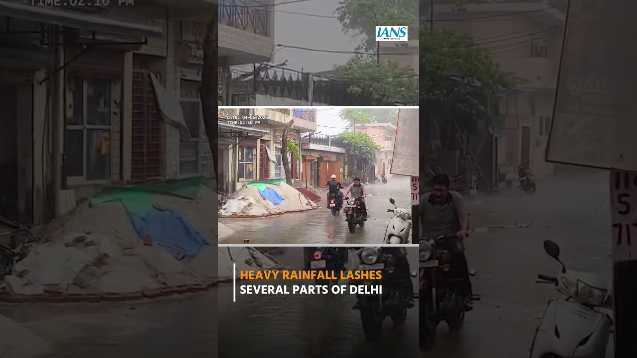 Heavy rainfall lashes several parts of Delhi