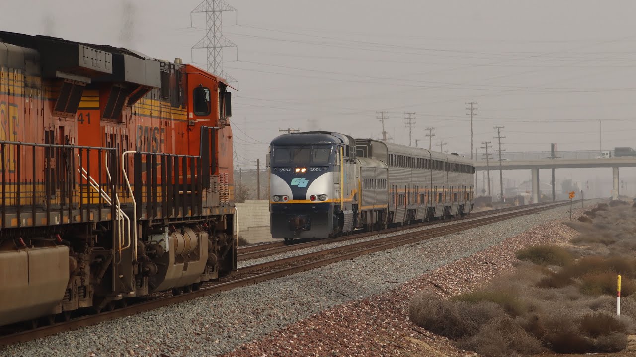 12/20/22 Railfanning Bakersfield Feat. Tons of BNSF, NS leader, UP 1982 on point, Amtrak F59s & More