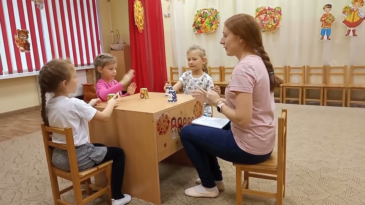 Ритмическая игра со стаканчиками для детей #ритмическаяигра #музыкавдетскомсаду