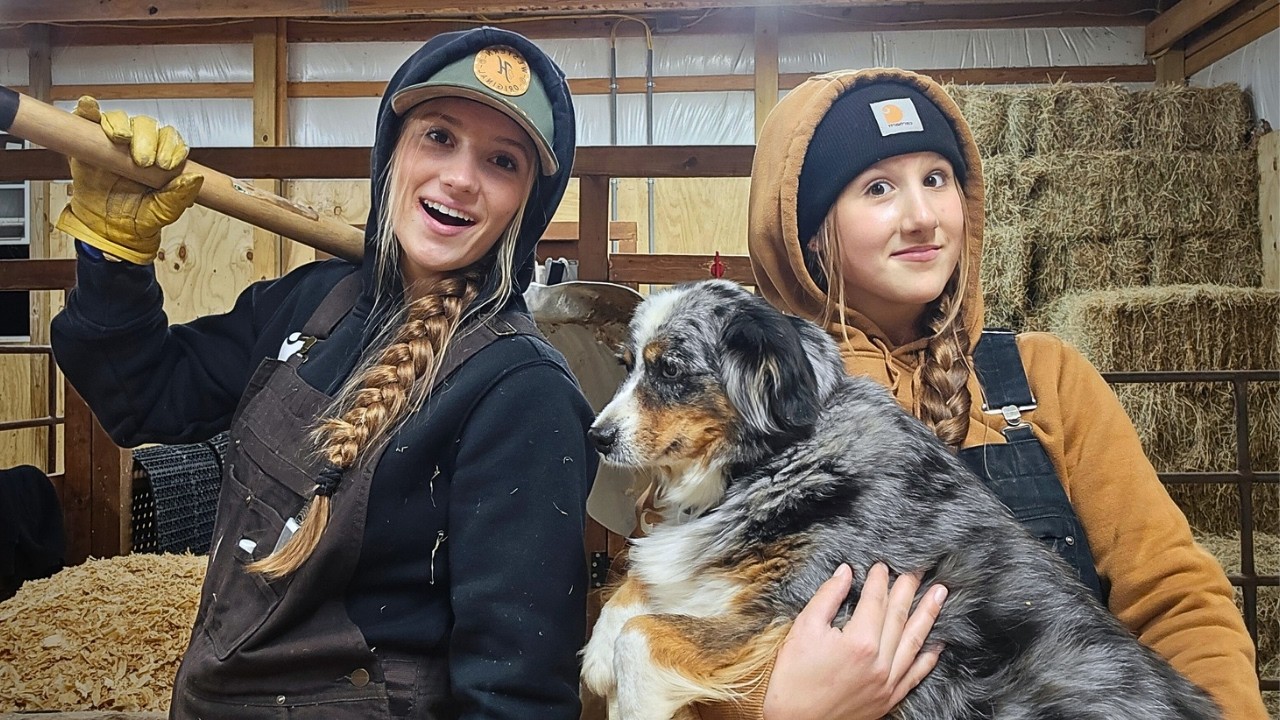 Our Night Routine As 17-and-15 Year old Farmers | PREPARING for 22° Degree Weather ❄️