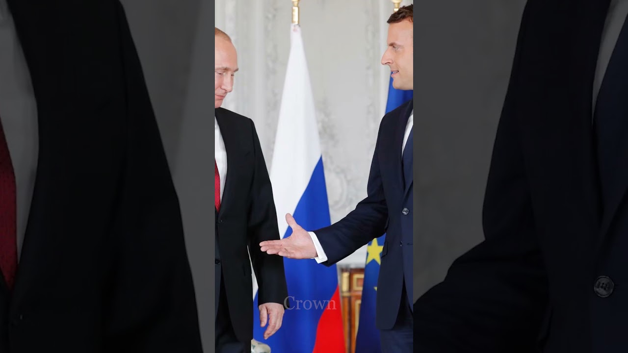 Why Putin&rsquo;s Diplomatic Gestures Go Viral 🌹🇷🇺 #Putin #Diplomacy #WorldNews #shorts