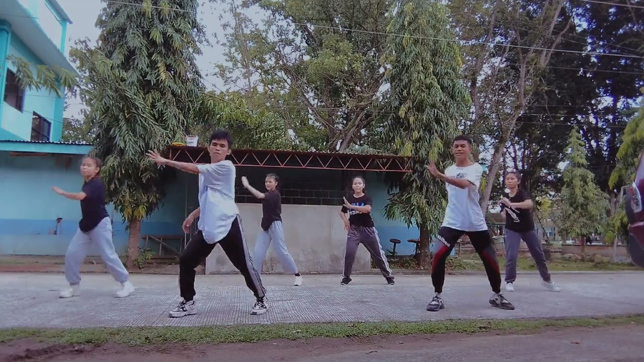 AEROBIC DANCE GRADE- 11 HUMSS