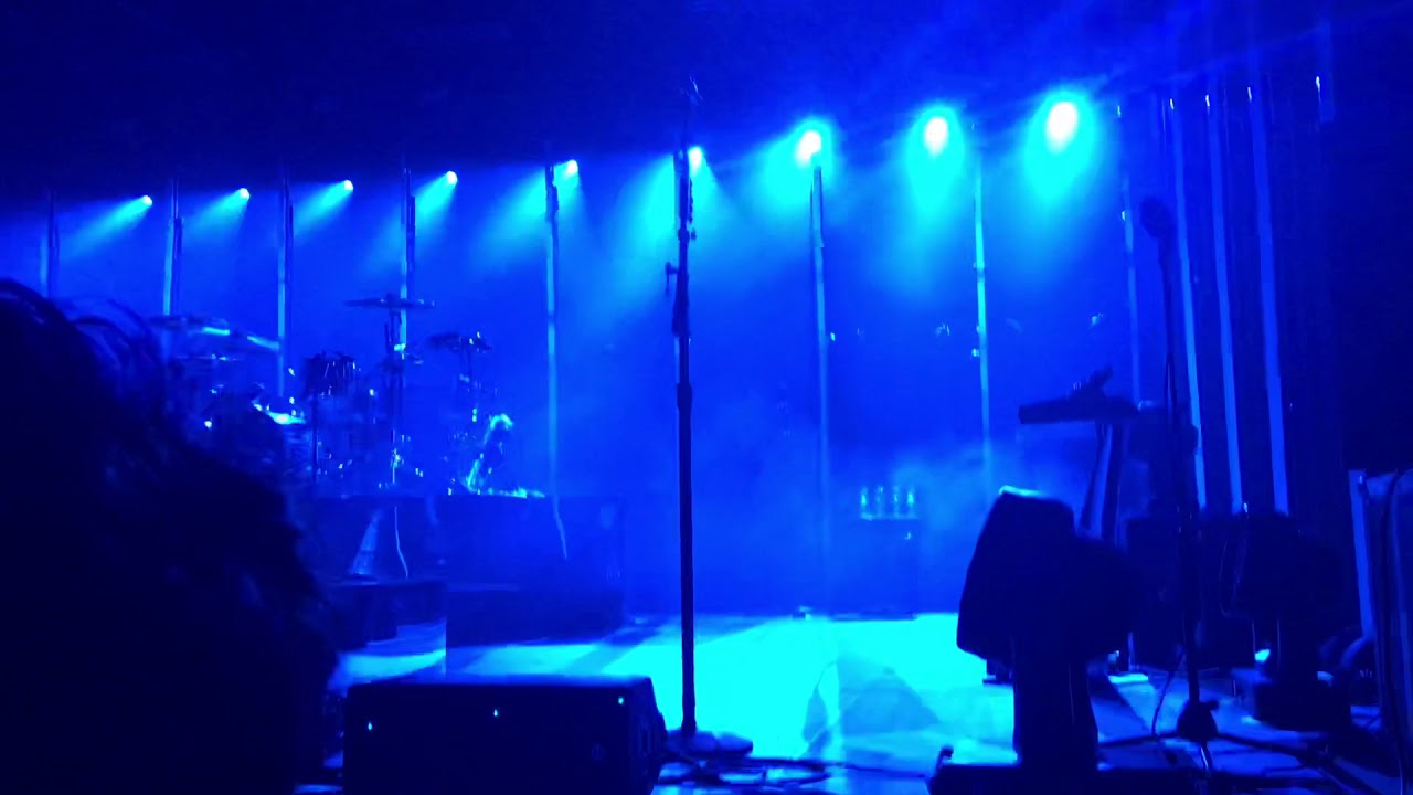 Empty Wallets - 5 Seconds of Summer (audience only) | MYTT Stockholm 2018.11.10