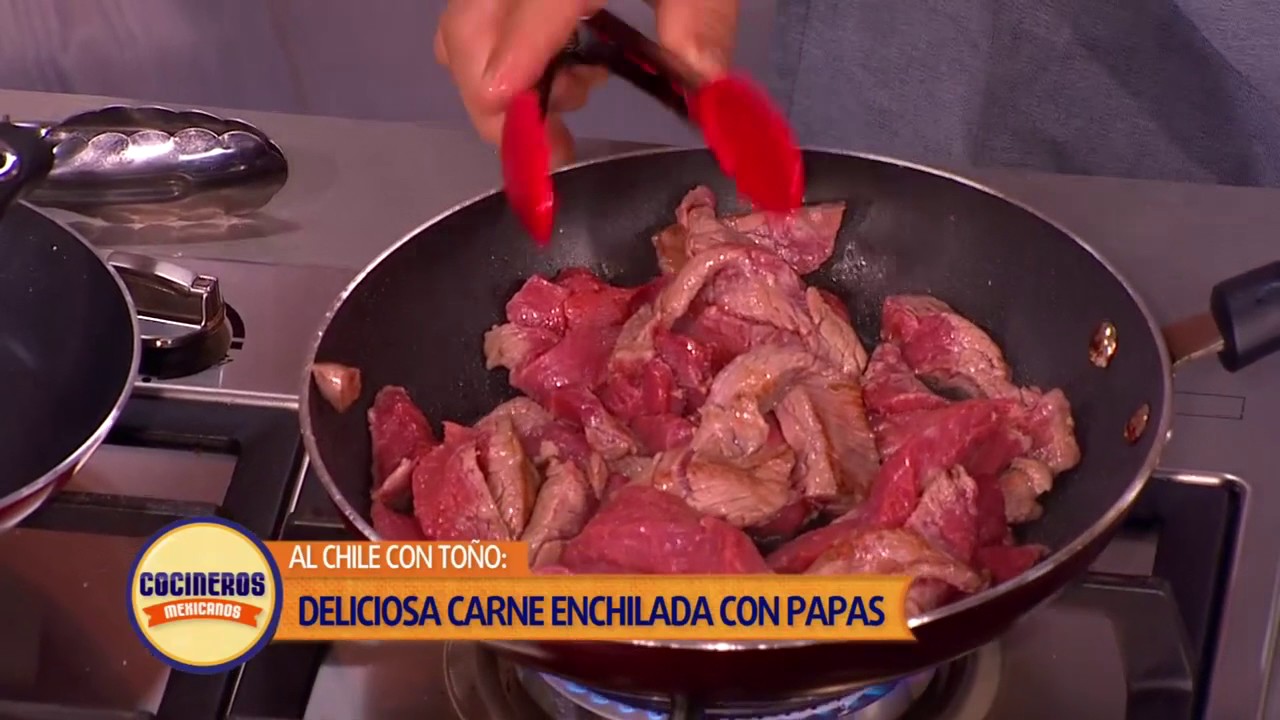 Receta: Carne enchilada con papas | Cocineros Mexicanos
