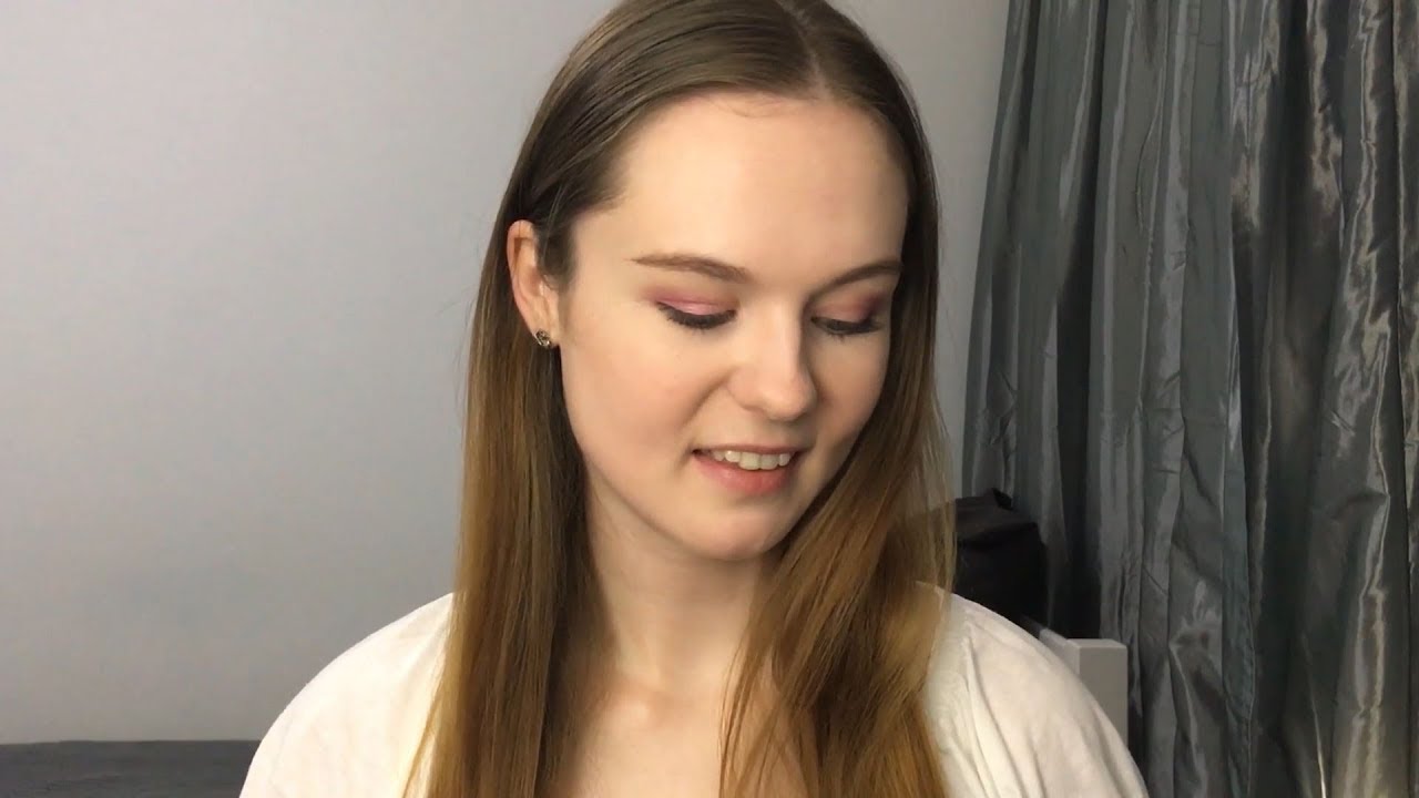 ASMR Get to Know Me w/ Triggers (Whispered)