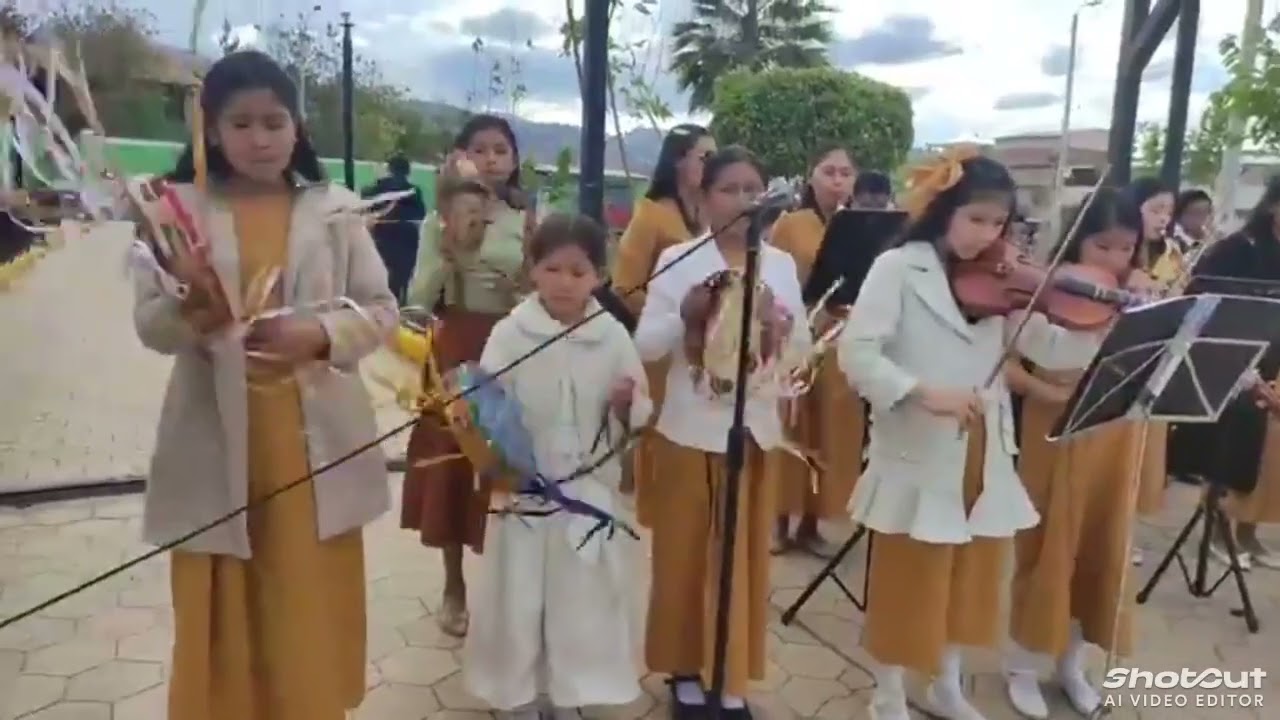 Banda musical Eli Jireh MMM Ayacucho tema :(allá en el cielo )