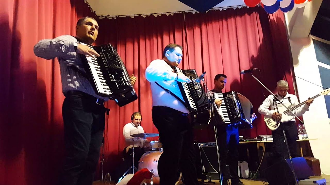 Orkestar Selo Pomaz docek nove godine 2016