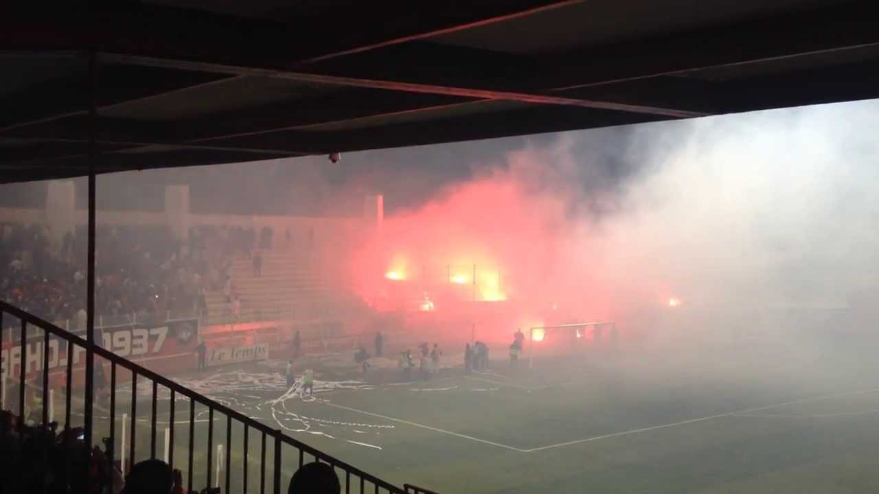 Sights and sounds of the Algiers derby