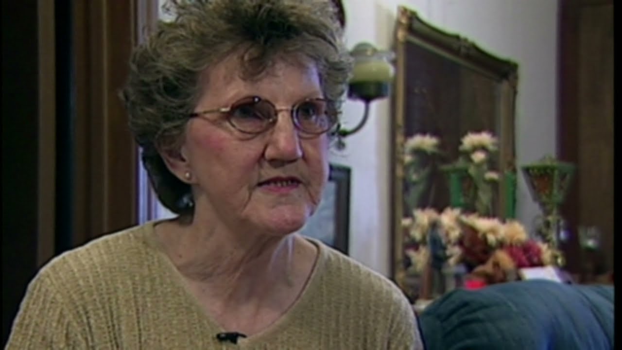 The Oklahoma Traveler & Nita Williams, Goose Feather Christmas Tree-maker, KOTV, Tulsa, Dec. 1, 1999