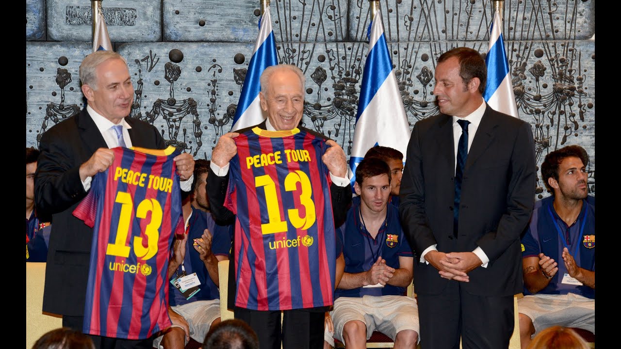 PM Netanyahu and President Peres Meet with FC Barcelona