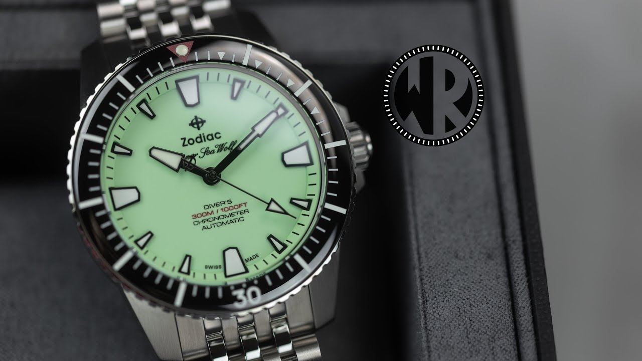 Часы Zodiac Pro Diver Pistachio Dial полностью люминесцентные и очень стильные.