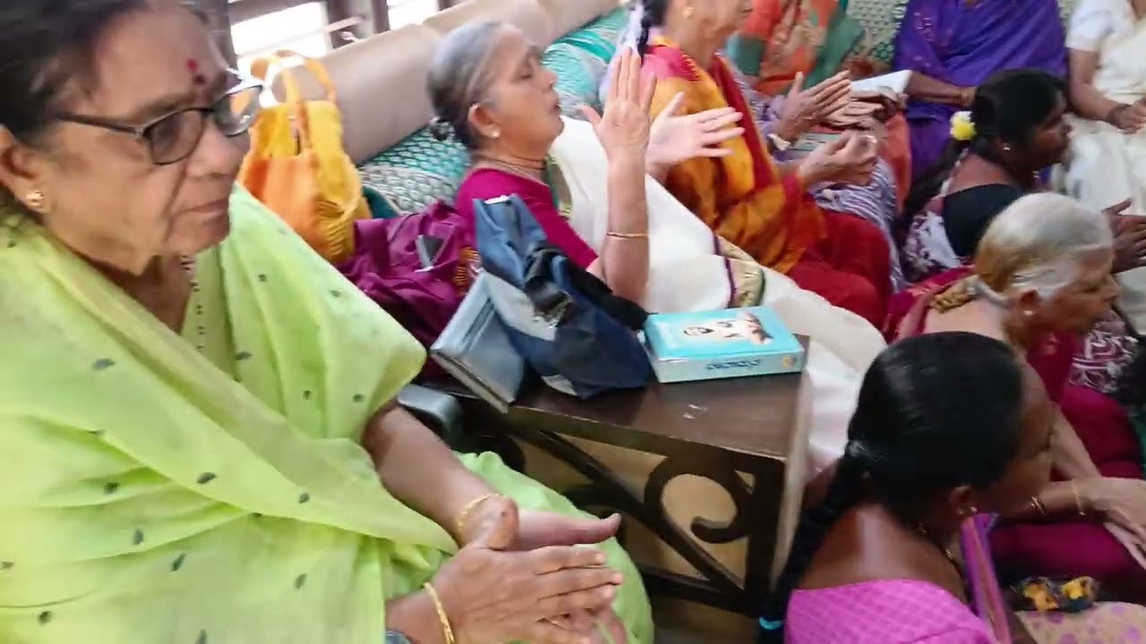 ಭಜೋ ರಾಮಕೃಷ್ಣ ಜಪೋ ರಾಮಕೃಷ್ಣ-ಮಾತಾಜೀ ಅನನ್ಯಮಯೀ ಅವರಿಂದ 