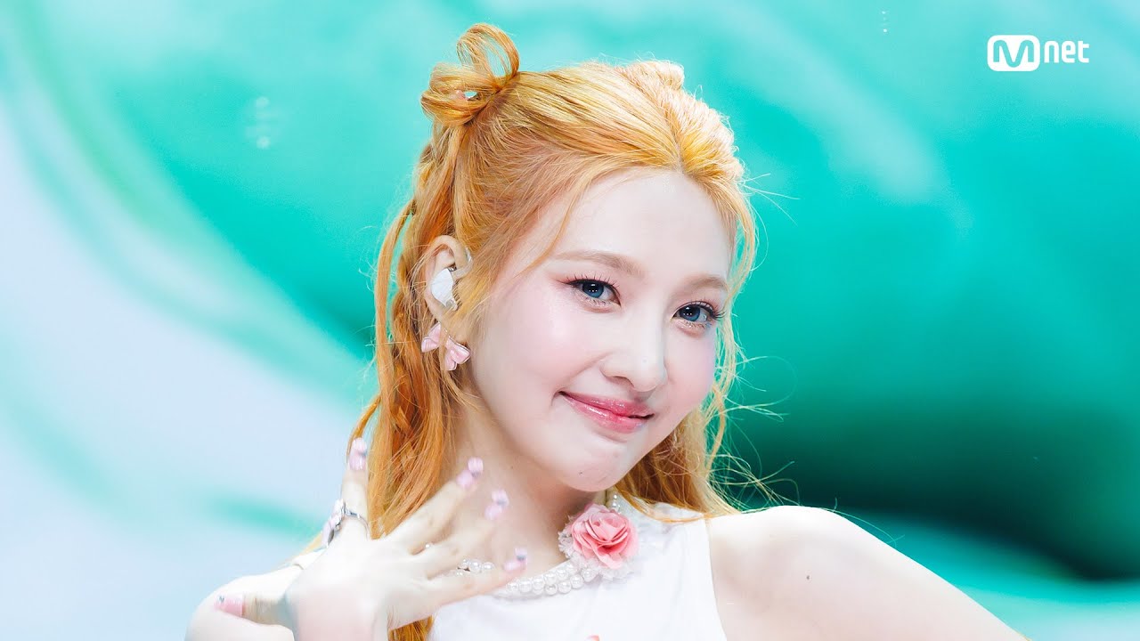 '최초 공개' 조이 (JOY) - Love Splash! #엠카운트다운 EP.902 | Mnet 250821 방송