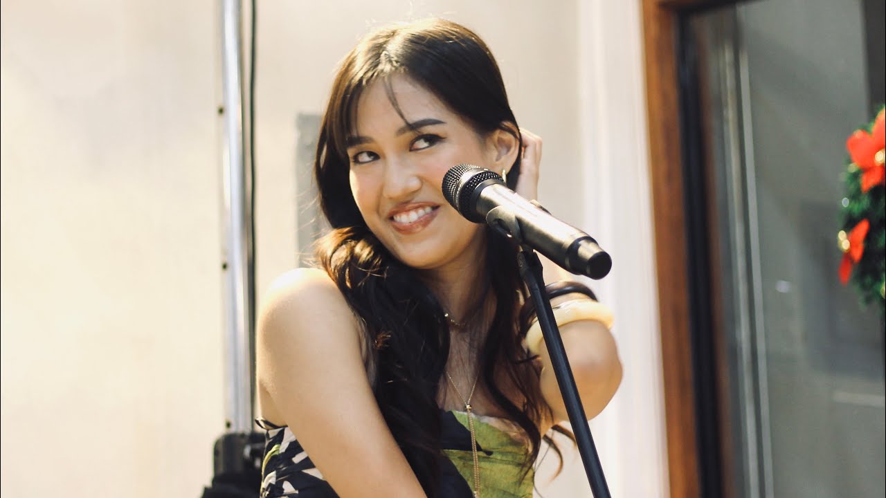 Jolianne - Afterthought (Live)