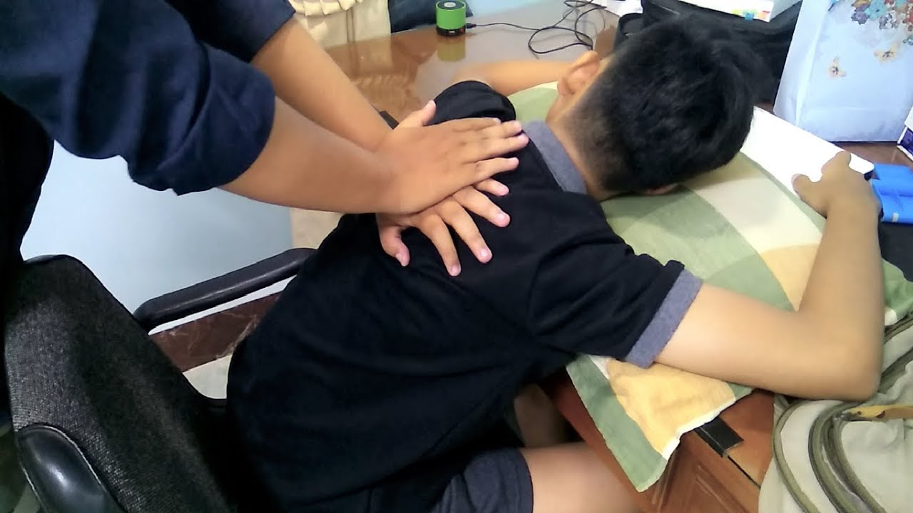 ASMR Relaxing Back Massage ! Oil Free Back Massage